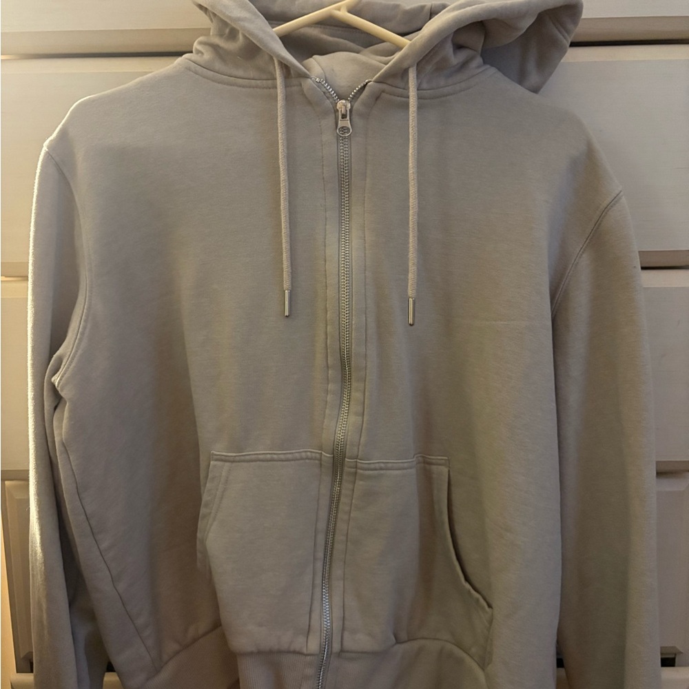 Women’s Gray/Cream Hoodie Sweater